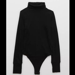 NWOT Aerie Ribbed Long Sleeve Turtleneck Bodysuit